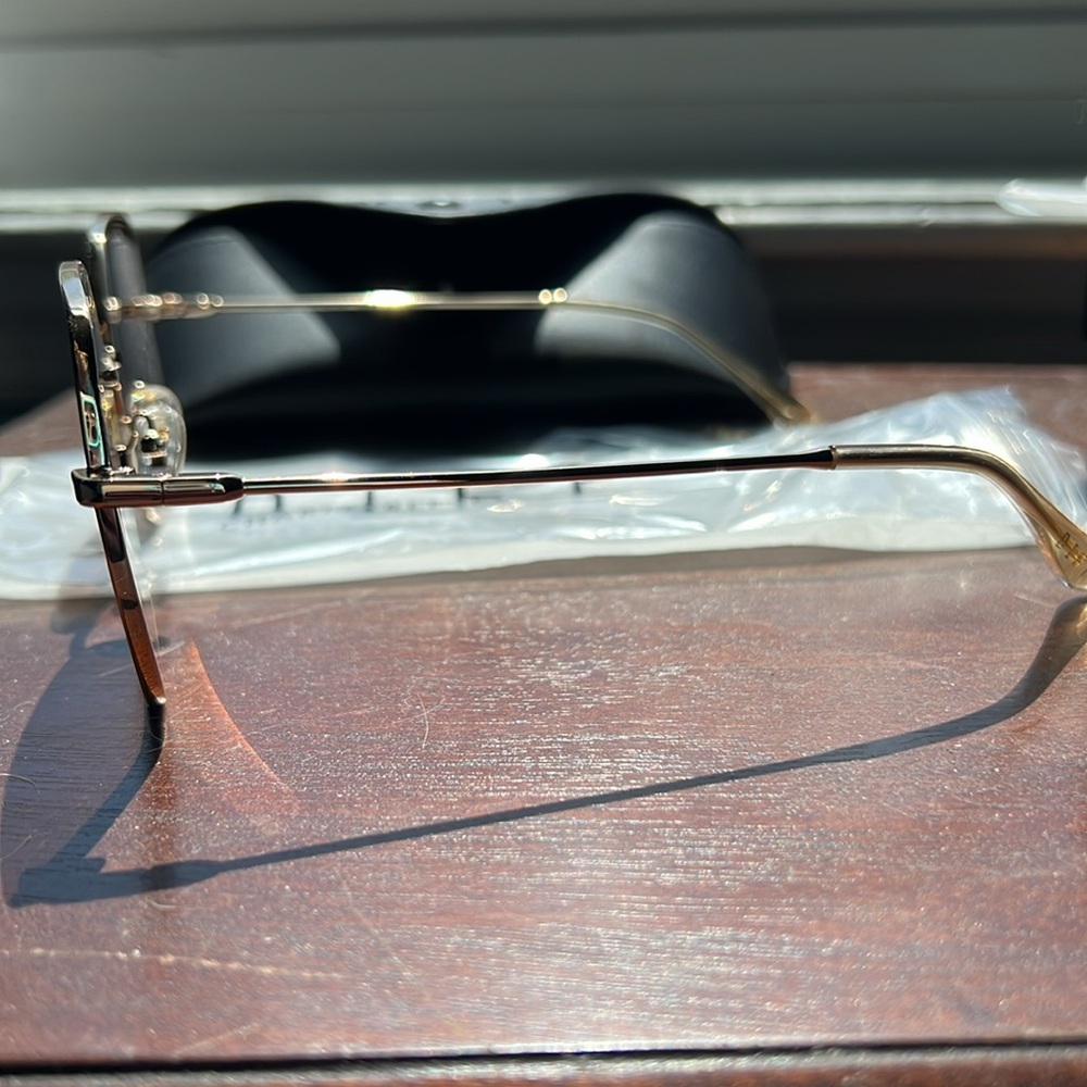 Nwot Diff Iris Polarized Sunglasses - image 3